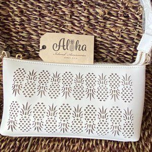 BRAND NEW White Pineapple Purse from Aloha Island Accessories